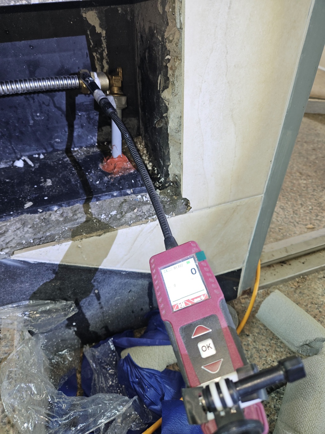 인천 간석동 아파트 거실 장판 누수 문제 탐지업체 보수 시공 사례